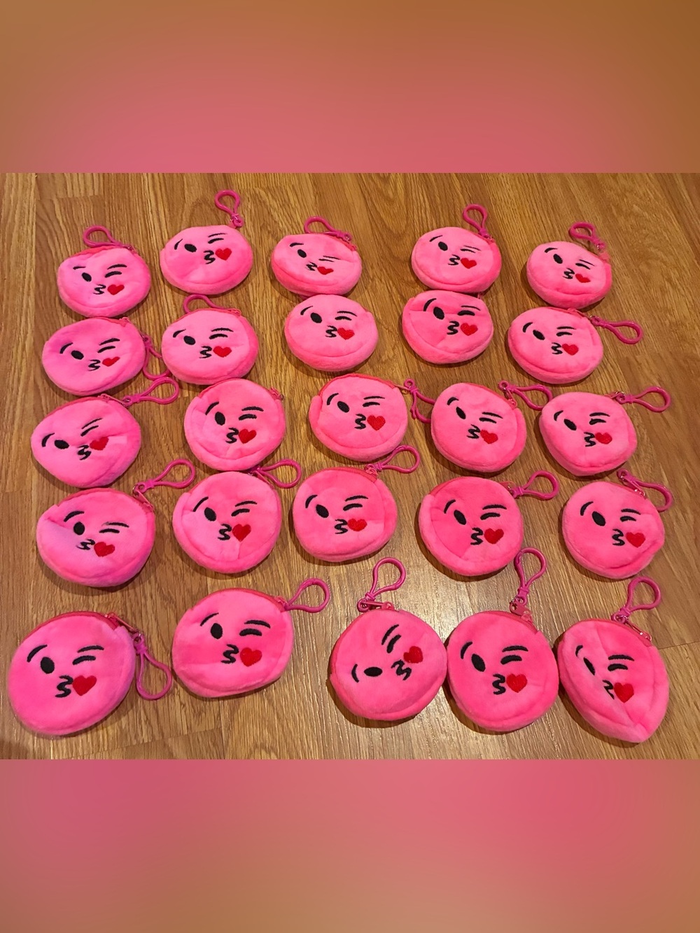 New Unbranded 25 Pcs Emoji Pink Winking blowing heart
